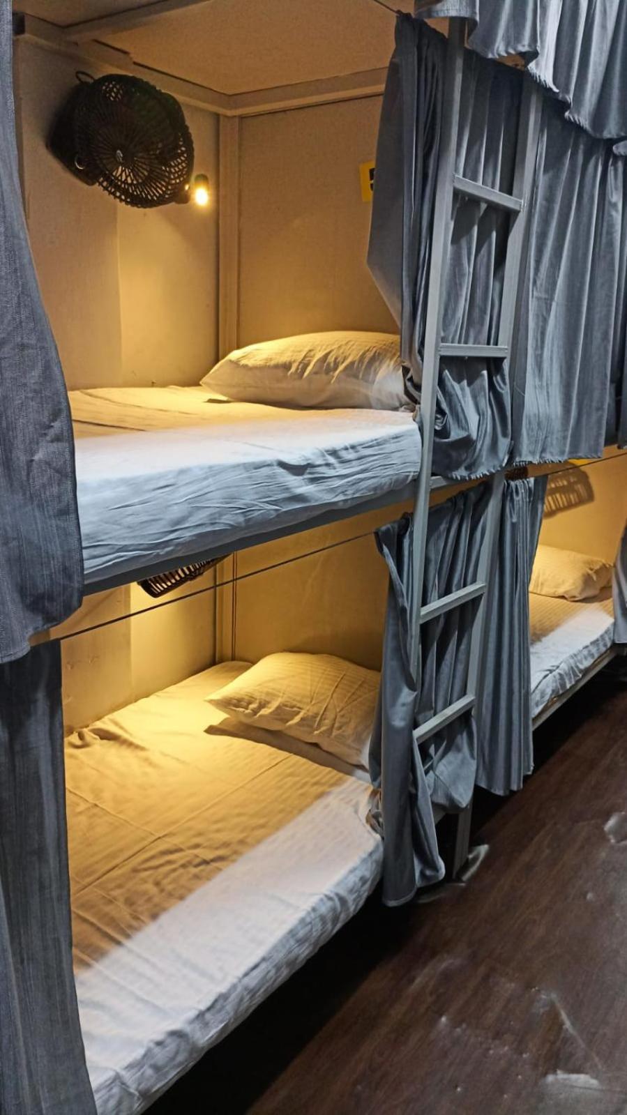 Saffron Dormitory Goregaon East Βομβάη Εξωτερικό φωτογραφία